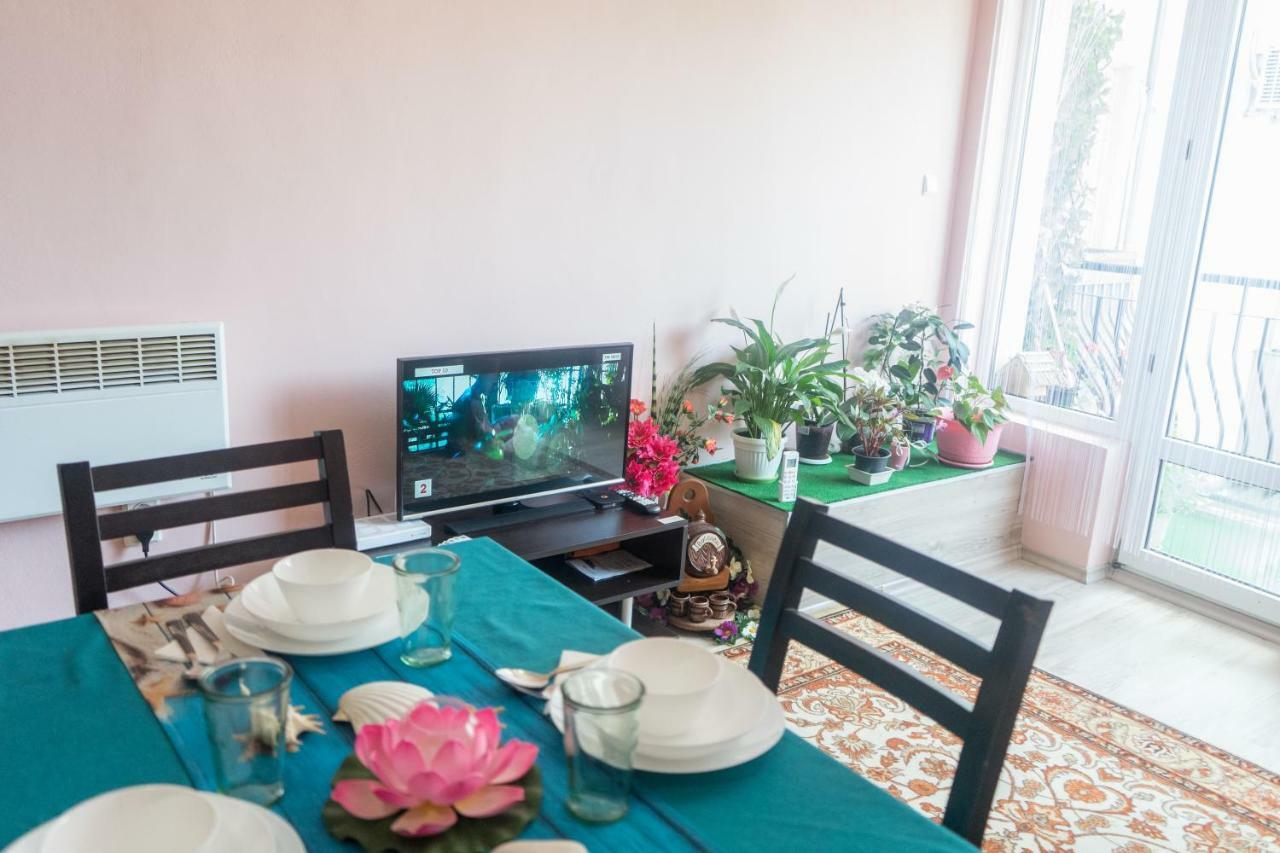 Apartment Eve Varna Buitenkant foto